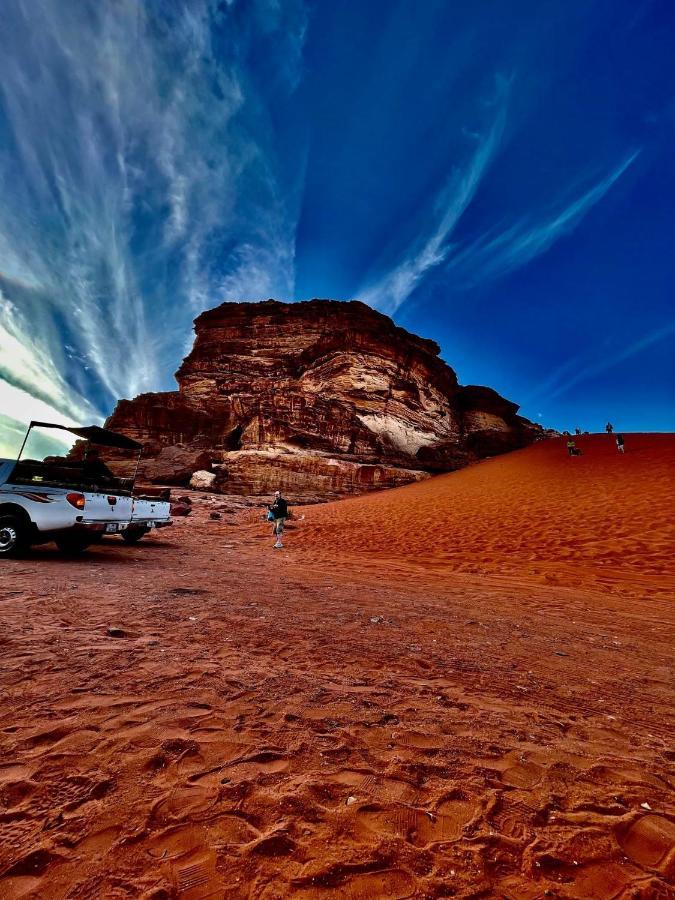 Sand And Stone Camp - Wadi Rum Desert Екстер'єр фото