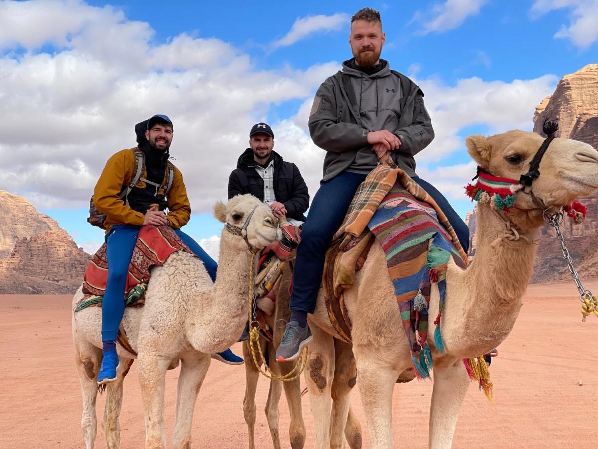 Sand And Stone Camp - Wadi Rum Desert Екстер'єр фото