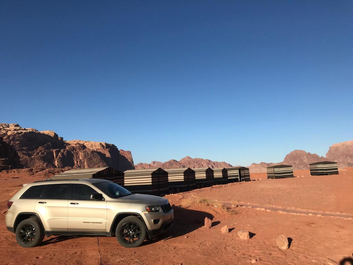 Sand And Stone Camp - Wadi Rum Desert Екстер'єр фото