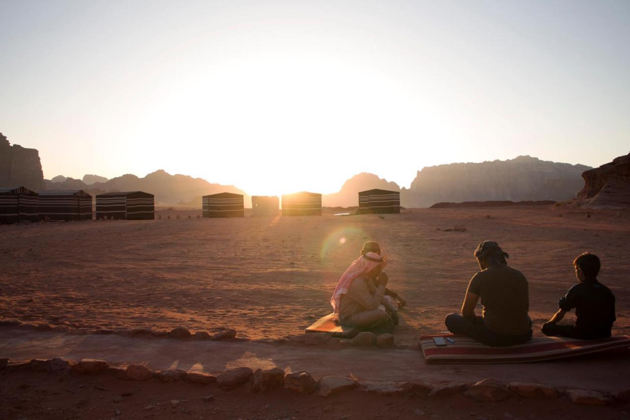 Sand And Stone Camp - Wadi Rum Desert Екстер'єр фото