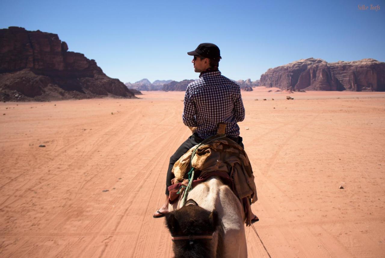 Sand And Stone Camp - Wadi Rum Desert Екстер'єр фото